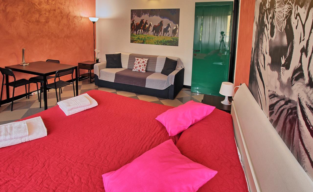 Casa Aurora Self Catering Studio Como Vacanze Экстерьер фото